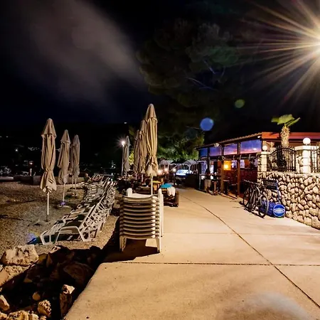 Petrac - App1 Apartamento *